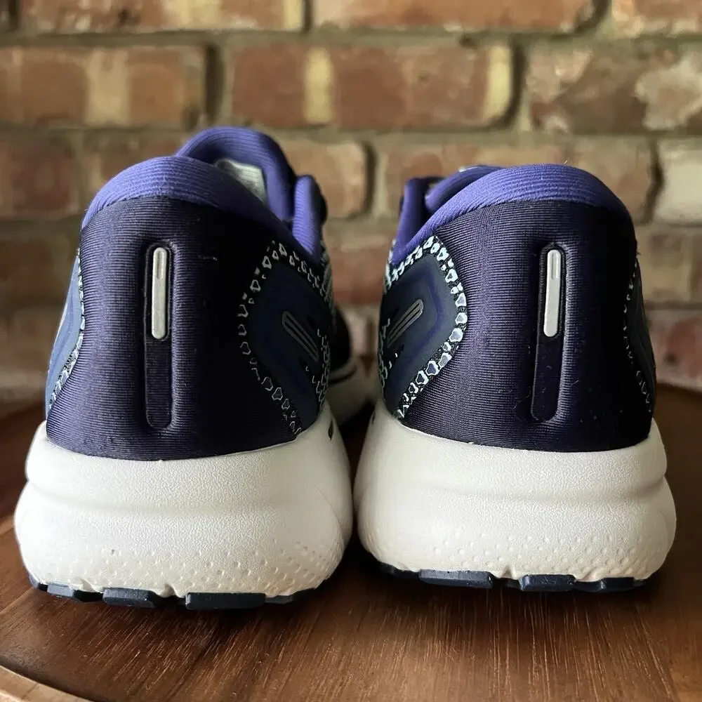 Brooks Ghost 14 Womans 9.5 Neutral Cushion Running Navy White Sneakers Shoes
